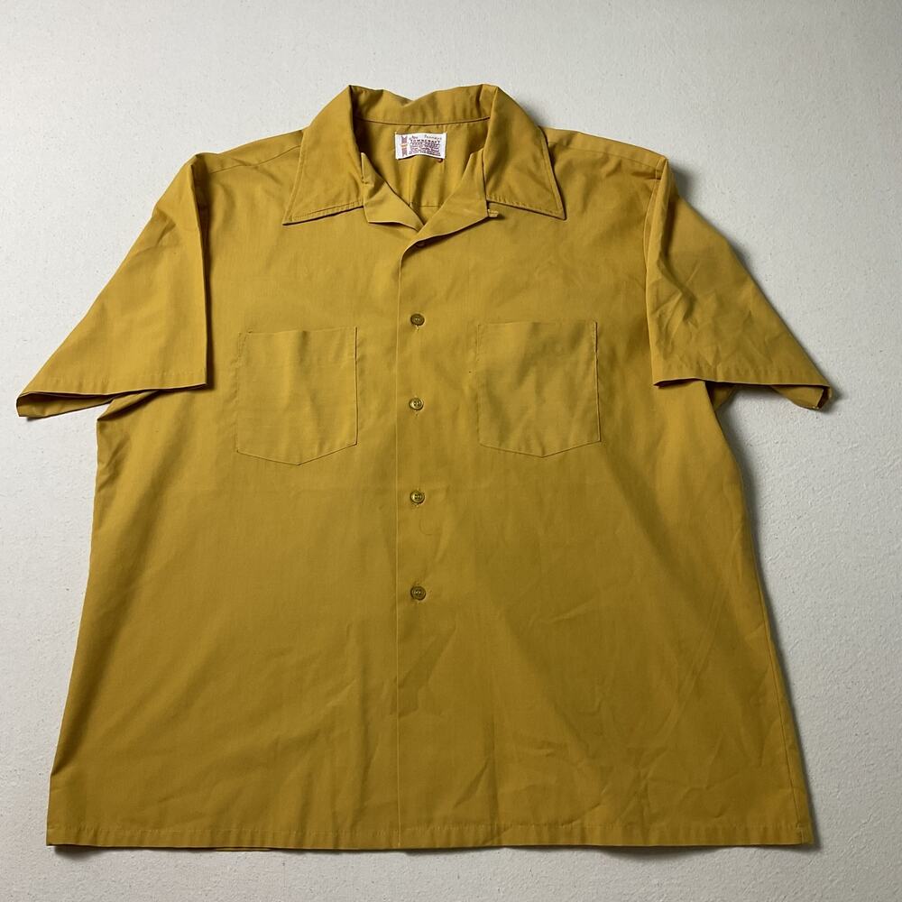 Vintage 70s Penneys TownCraft Gold Dress Shirt Mens L Dagger Collar Short Sleeve